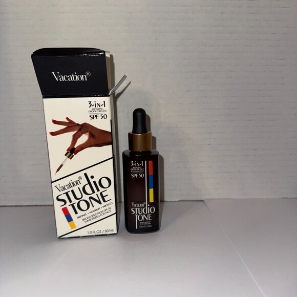 Vacation Brand Studio Tone SPF 50 - Picture 5 of 7